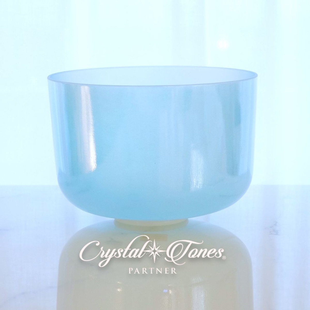 Aqua Aura Gold のクリスタルボウル