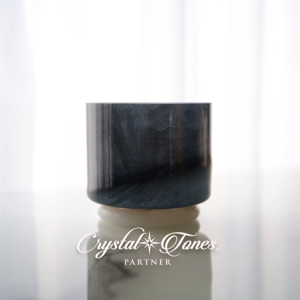 Black Tourmaline のクリスタルボウル